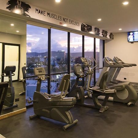 Gumont Guadalajara Lopez Mateos - Minerva Hotel Bagian luar foto
