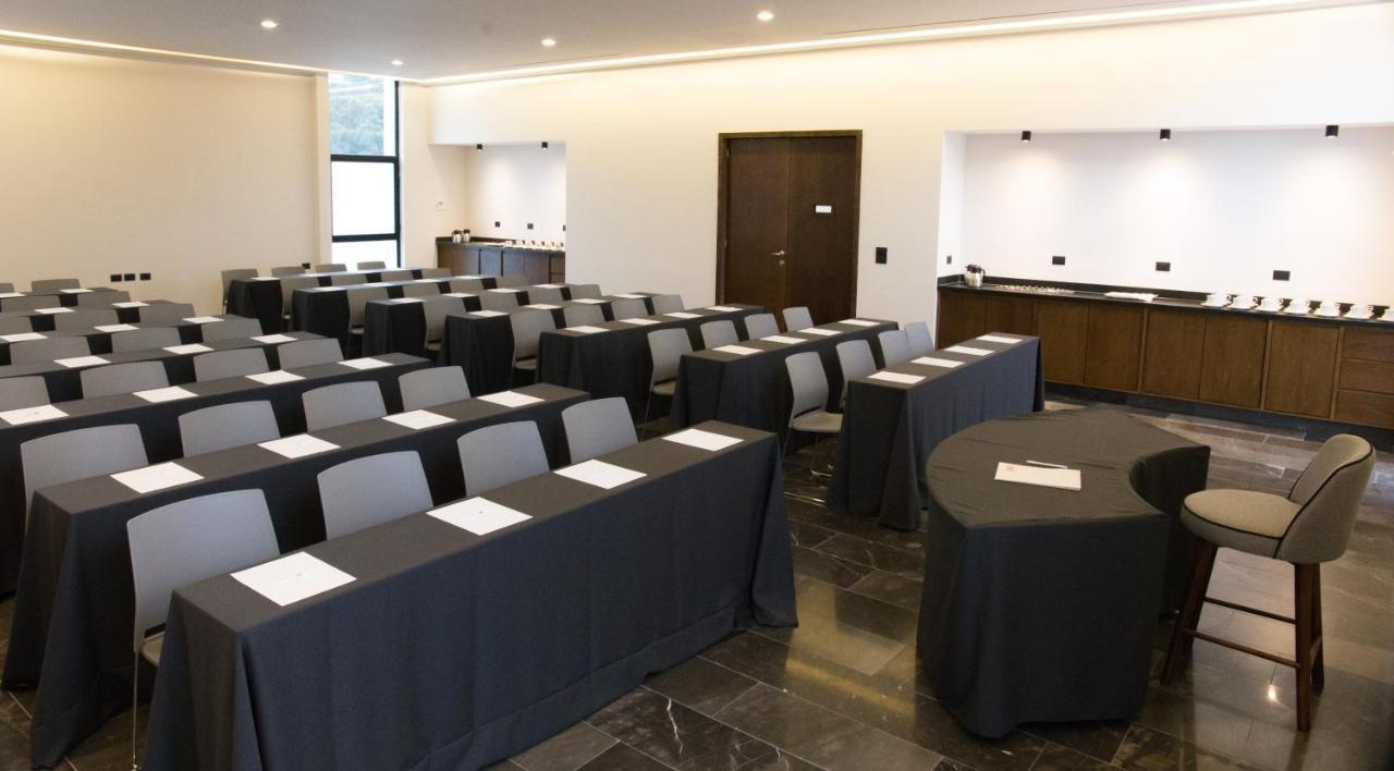 Gumont Guadalajara Lopez Mateos - Minerva Hotel Bagian luar foto